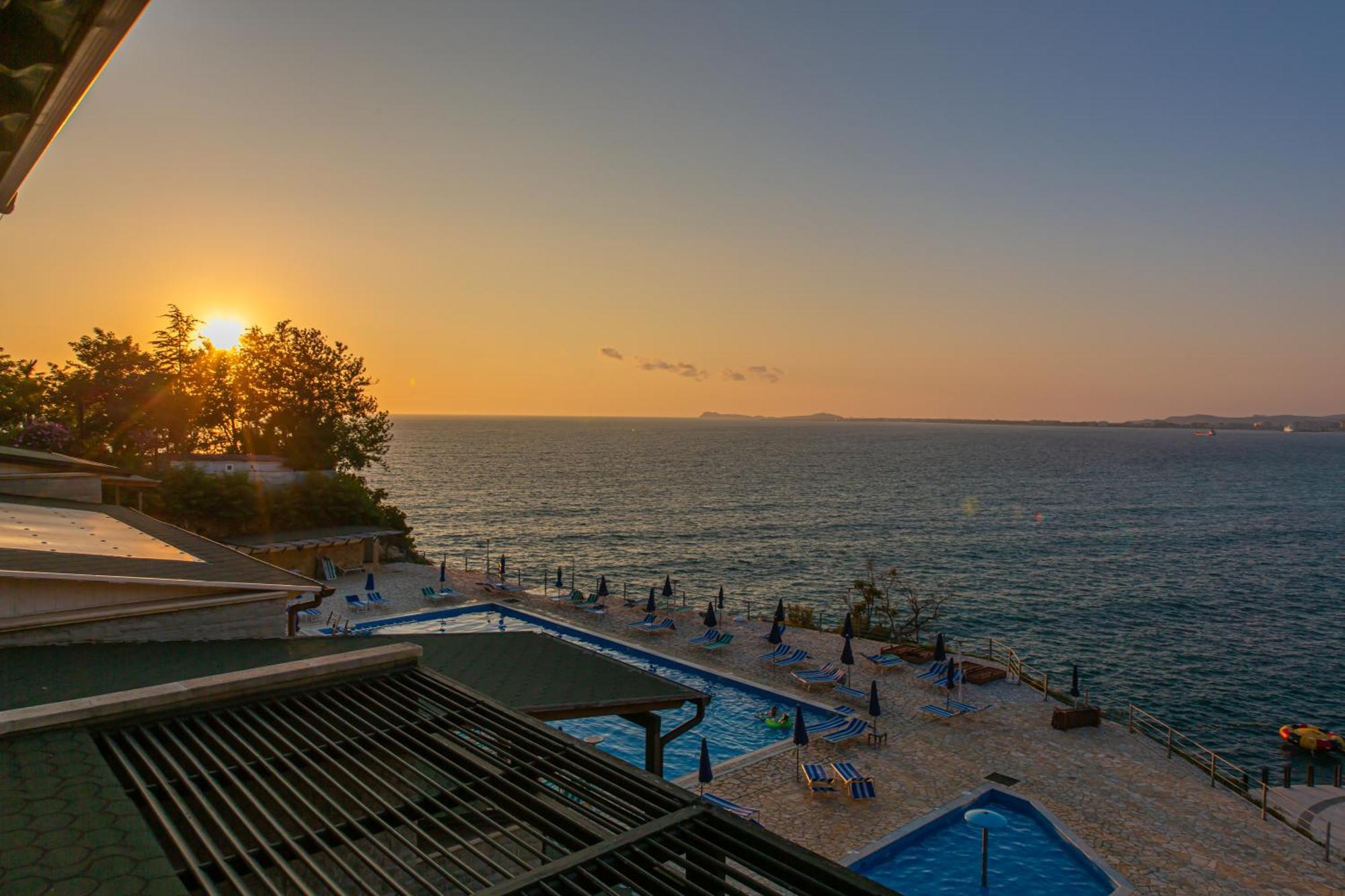Luxury Villa 1 Vlore Luaran gambar