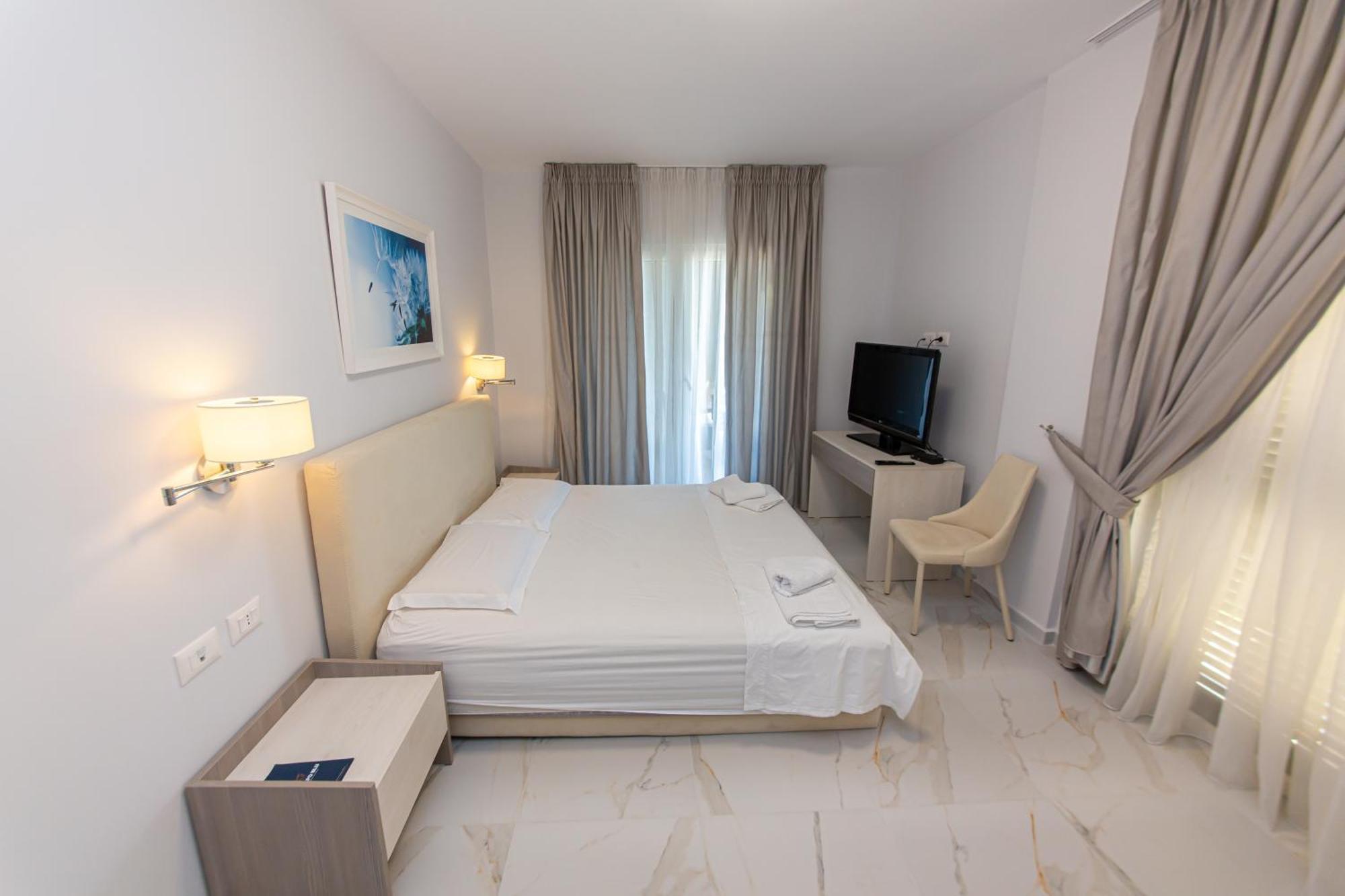 Luxury Villa 1 Vlore Luaran gambar